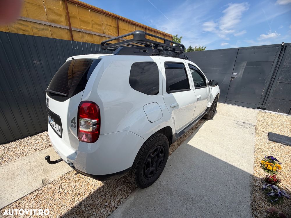 Dacia Duster dCi 110 FAP 4x4 Laureate - 8