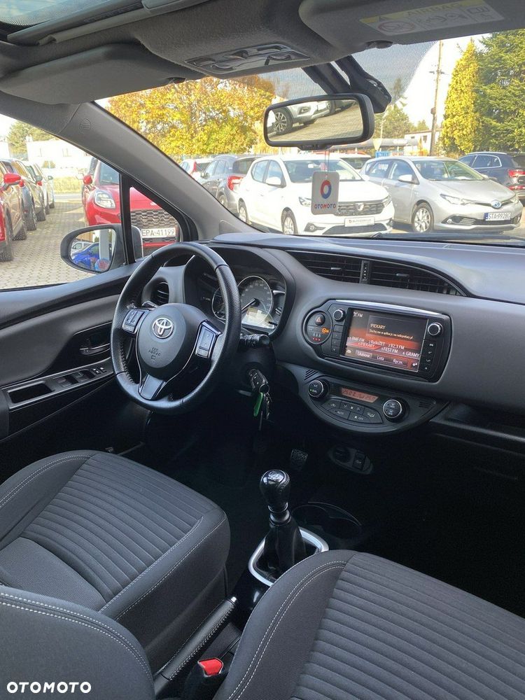 Toyota Yaris - 14
