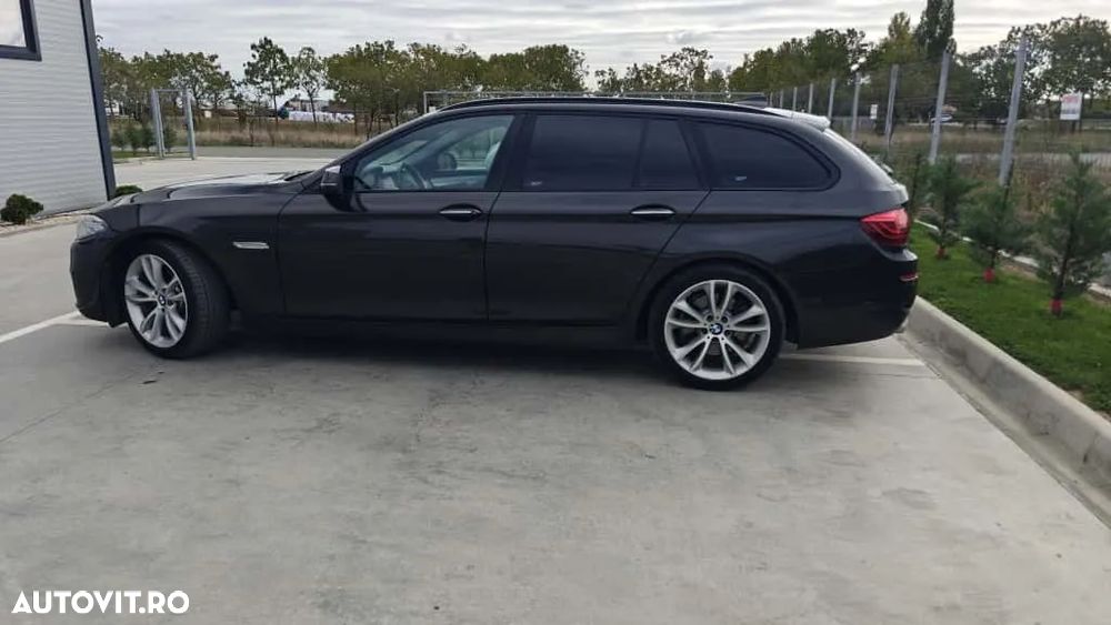 BMW Seria 5 520d xDrive Touring Aut. - 15