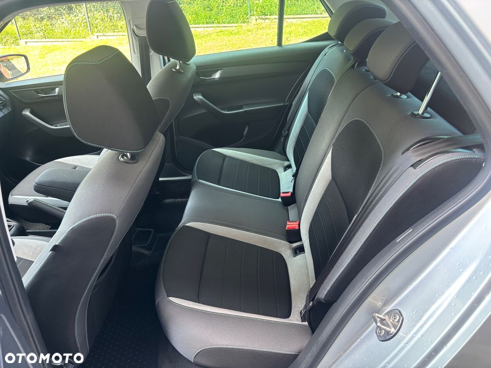 Skoda Fabia 1.0 MPI Joy - 17
