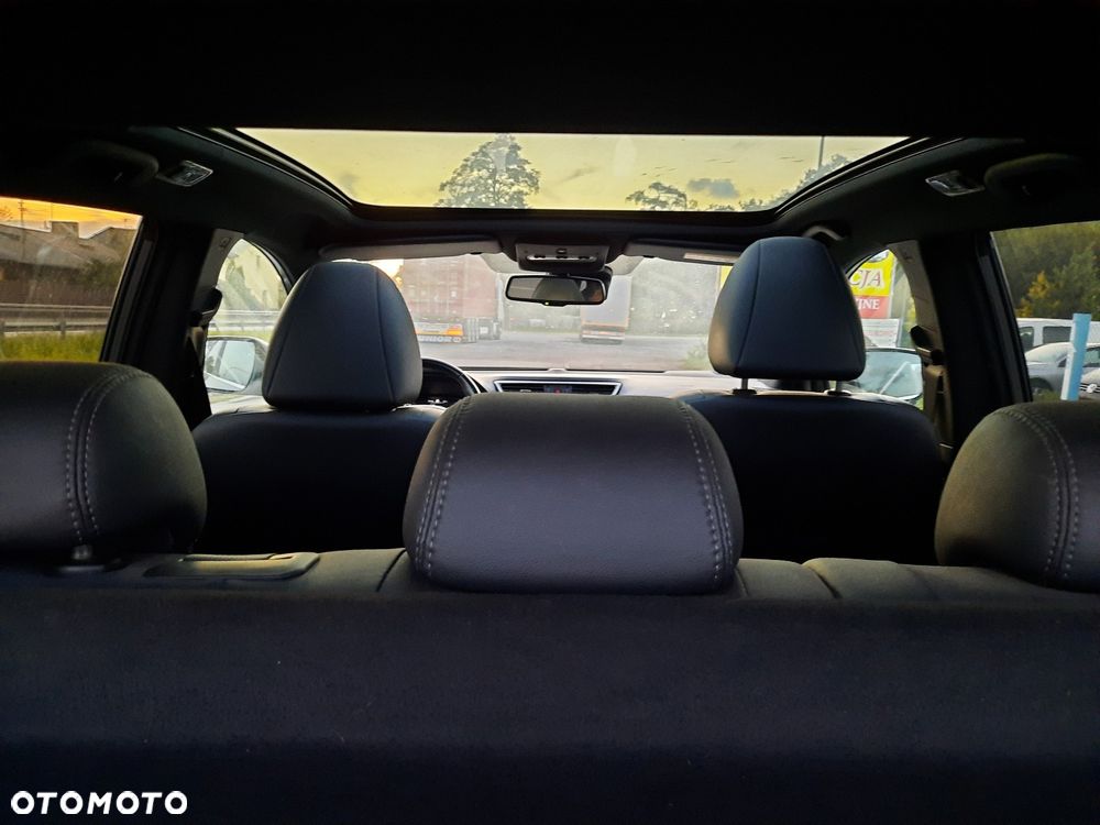 Nissan Qashqai 1.2 DIG-T Xtronic TEKNA - 19