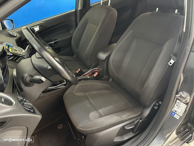 Ford Fiesta 1.0 EcoBoost S&S TITANIUM - 10