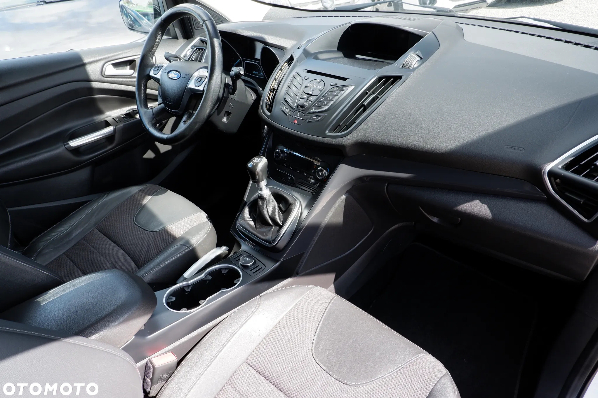 Ford Kuga 2.0 TDCi 4WD Titanium - 4