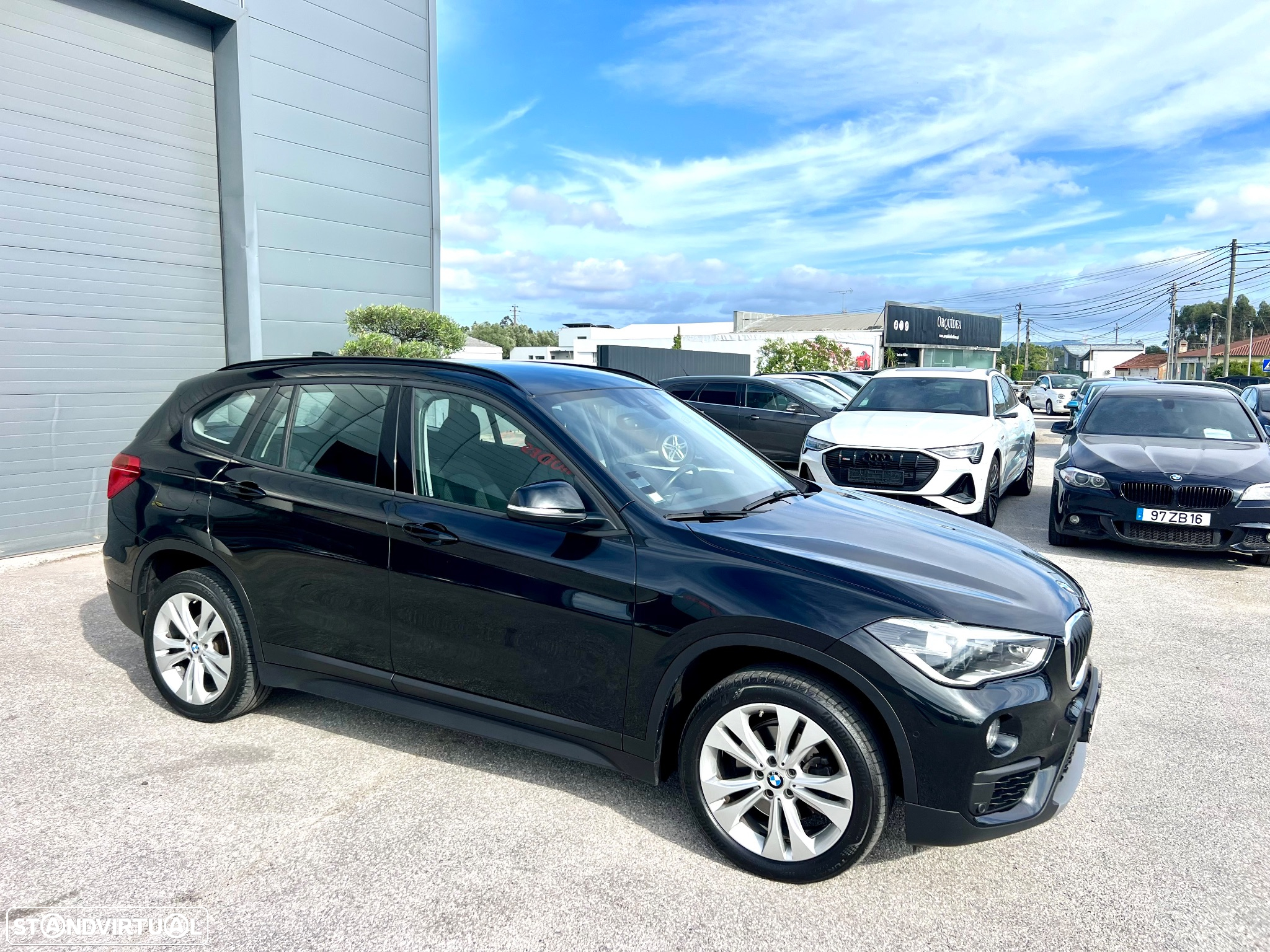 BMW X1 18 d sDrive Auto Line Sport - 2