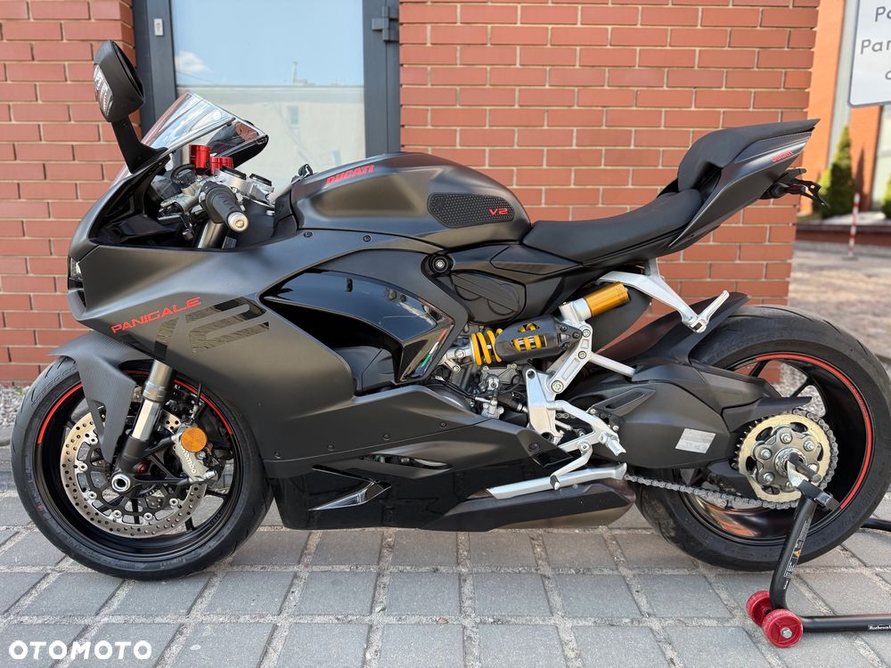 Ducati Panigale V2 - 2