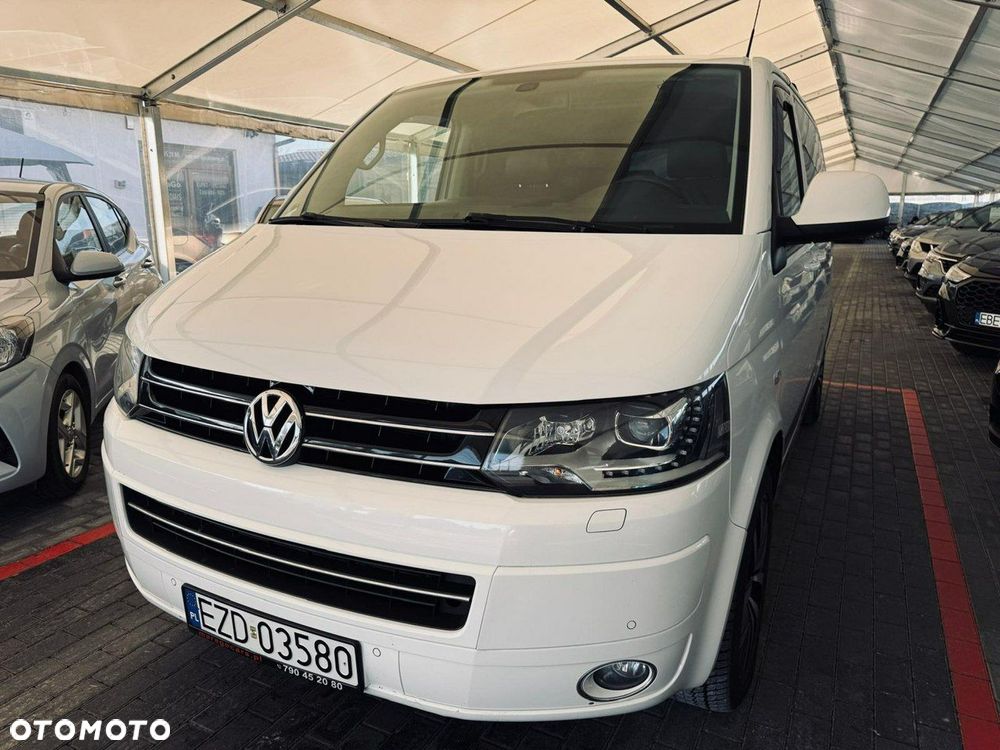 Volkswagen Multivan - 2