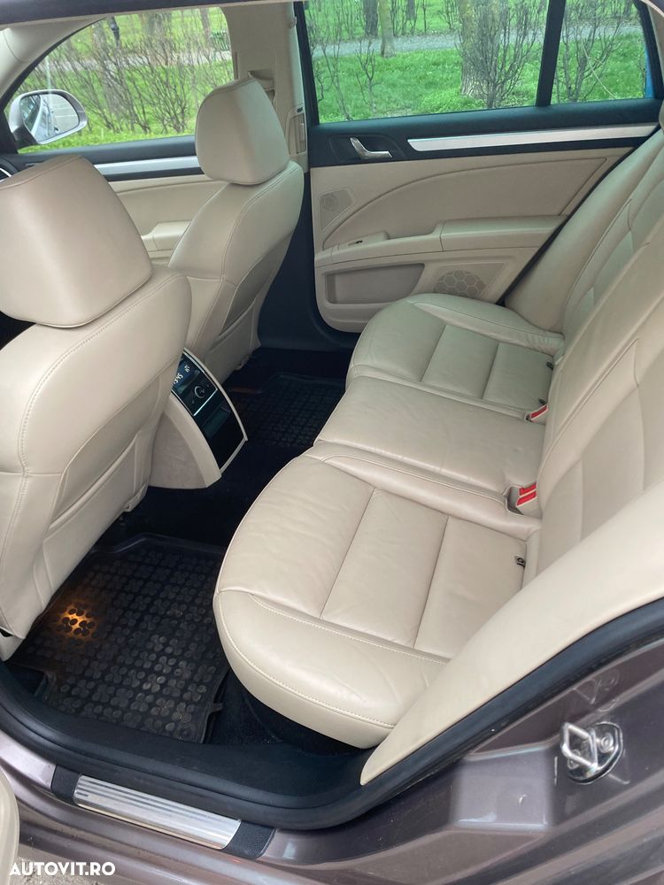 Skoda Superb 2.0 TDI DSG Elegance - 18