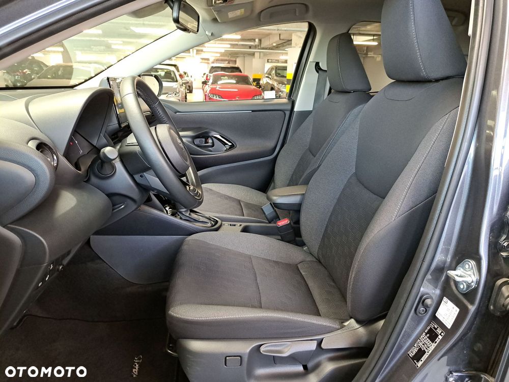 Toyota Yaris Hybrid 1.5 Style - 12