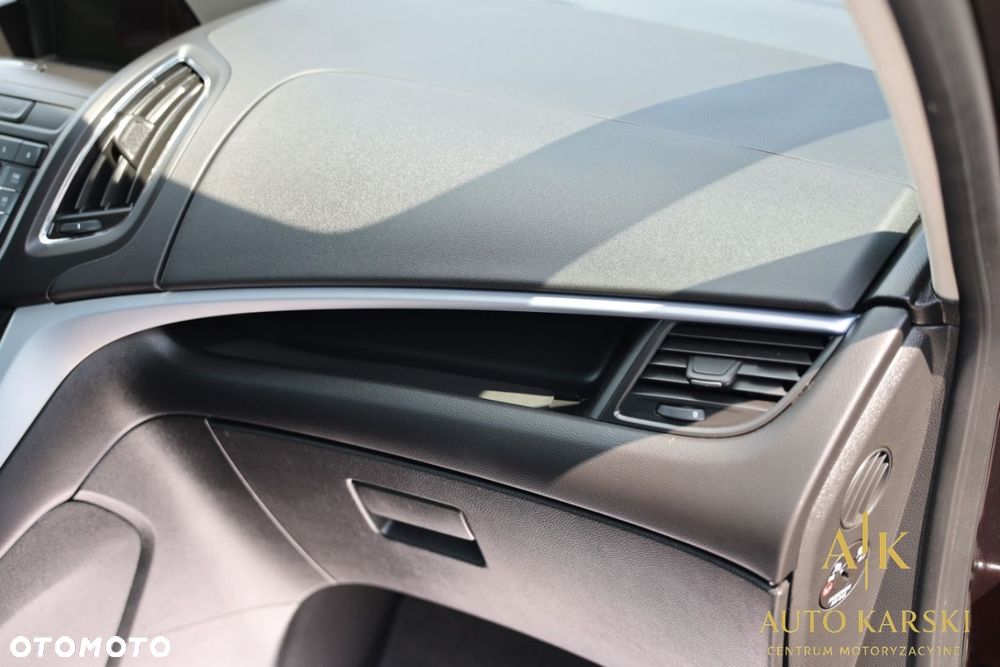 Opel Zafira - 38