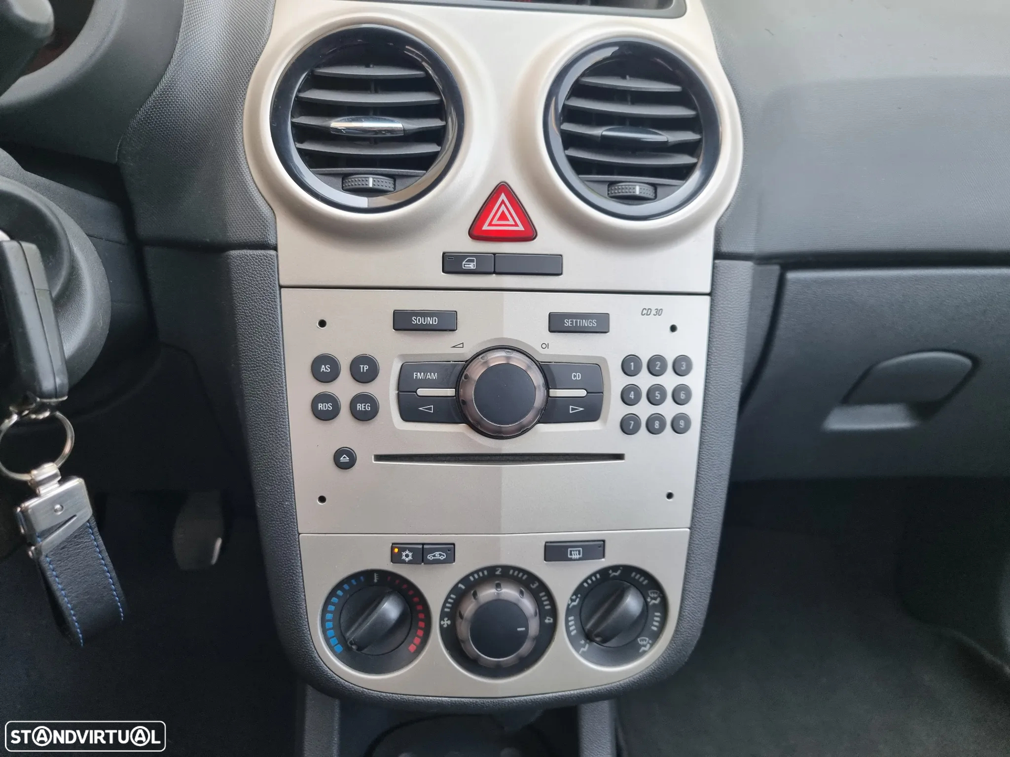 Opel Corsa - 13