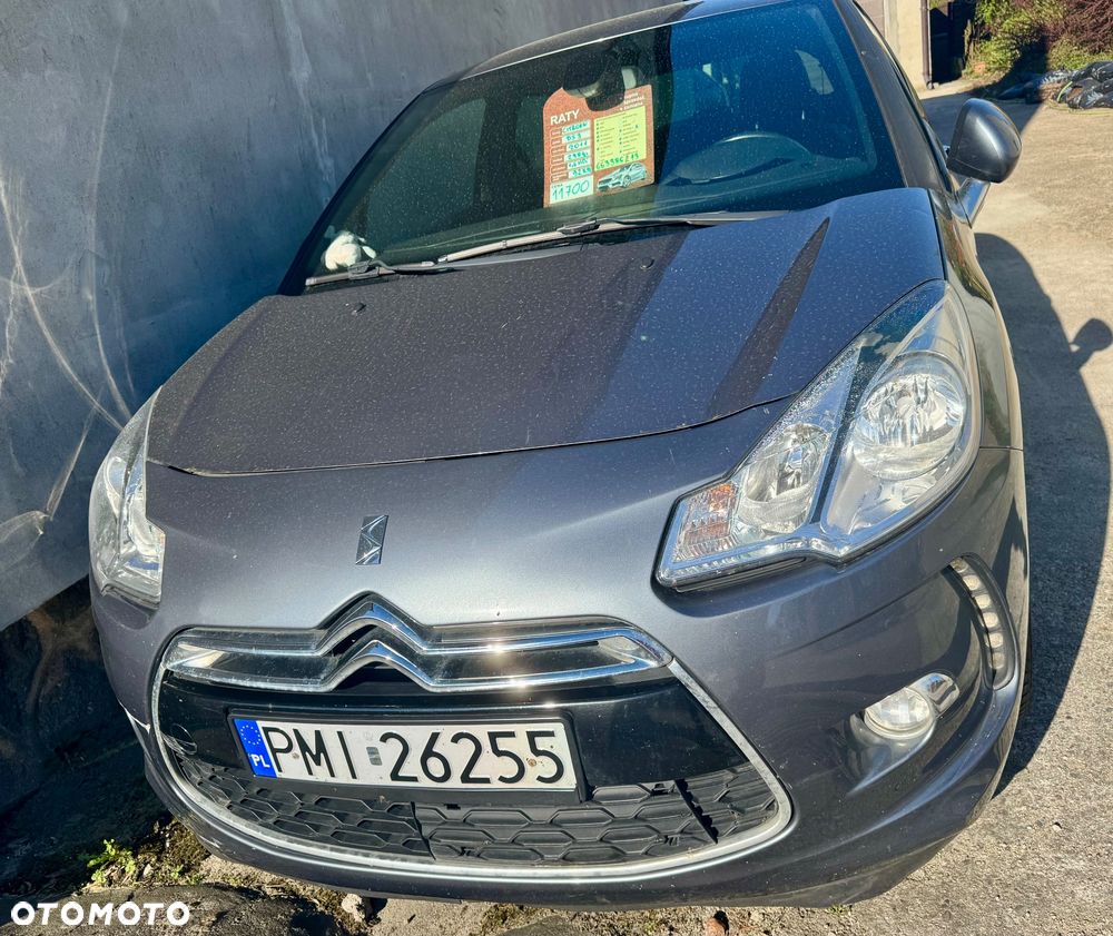 Citroën DS3 1.6 HDi SoChic - 24