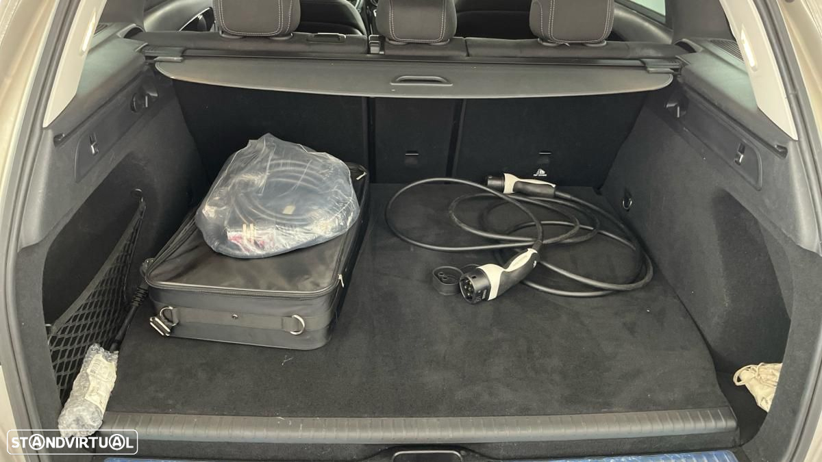 Mercedes-Benz GLC 300 de 4Matic 9G-TRONIC Exclusive - 6