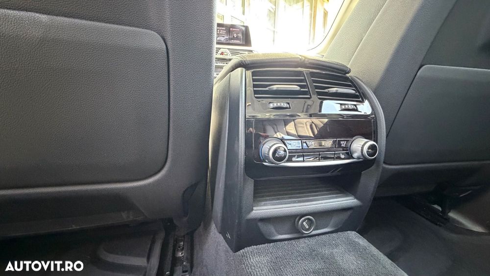 BMW Seria 5 520d xDrive AT - 7