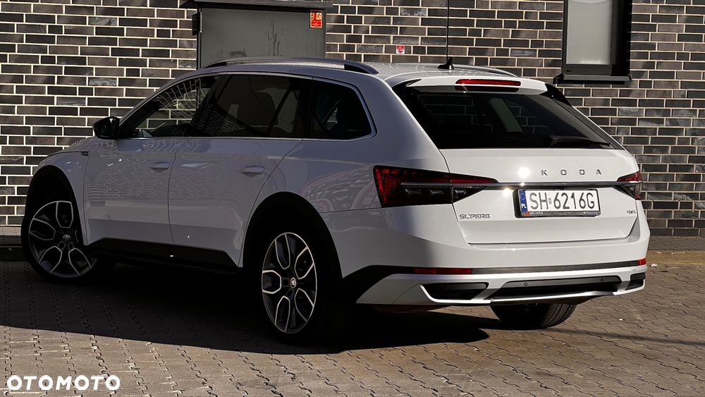 Skoda Superb Combi 2.0 TDI 4x4 DSG Scout - 15