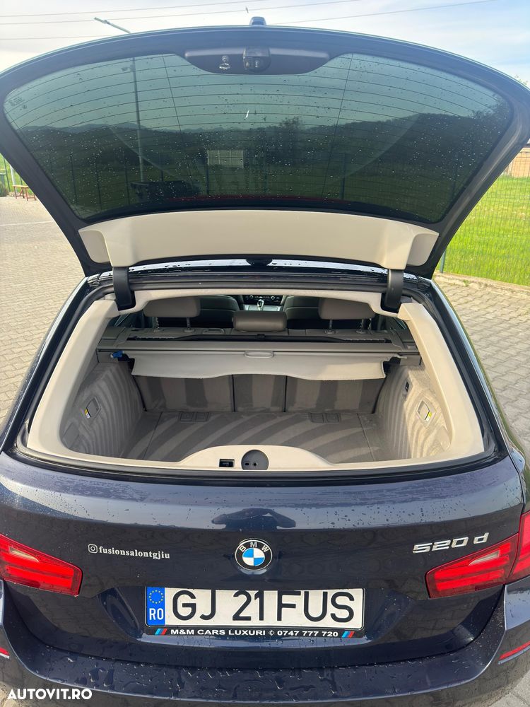 BMW Seria 5 520d Aut. - 7
