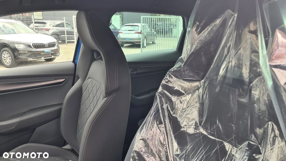 Skoda Karoq 1.5 TSI ACT Sportline DSG - 10