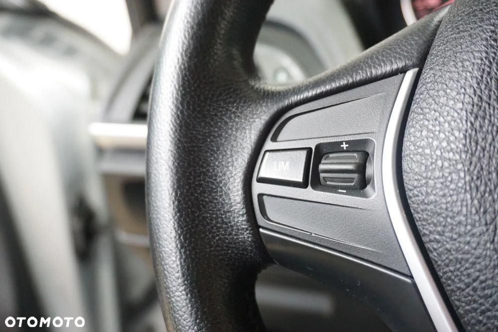 BMW Seria 1 120d Urban Line - 27