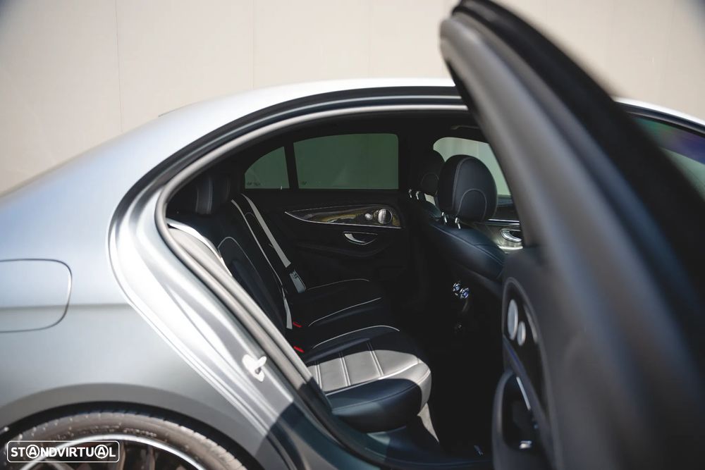Mercedes-Benz E 63 AMG S 4-Matic+ - 46