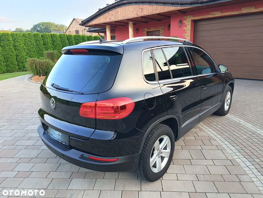 Volkswagen Tiguan 2.0 TDI SCR BlueMotion Technology Lounge Sport & Style - 14