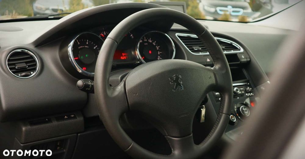 Peugeot 3008 1.6 THP Active - 12