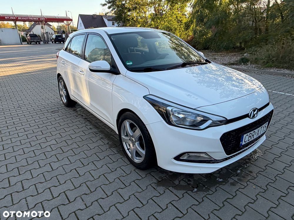 Hyundai i20 - 11