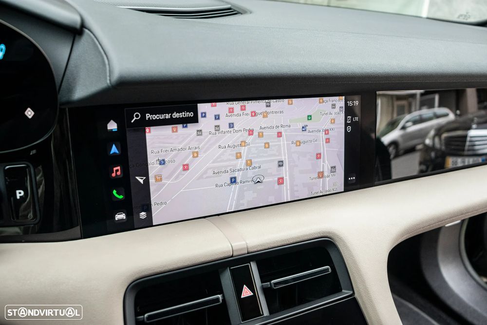 Porsche Taycan Sport Turismo Standard - 17