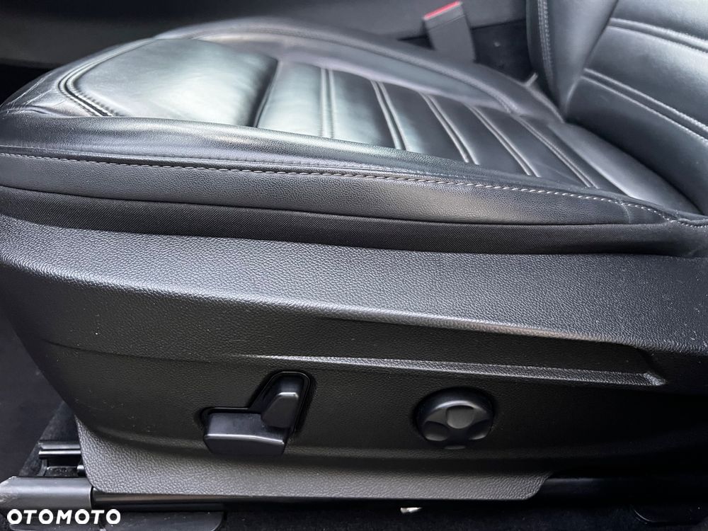 Alfa Romeo Stelvio 2.0 Turbo 16V AT8-Q4 Competizione - 27