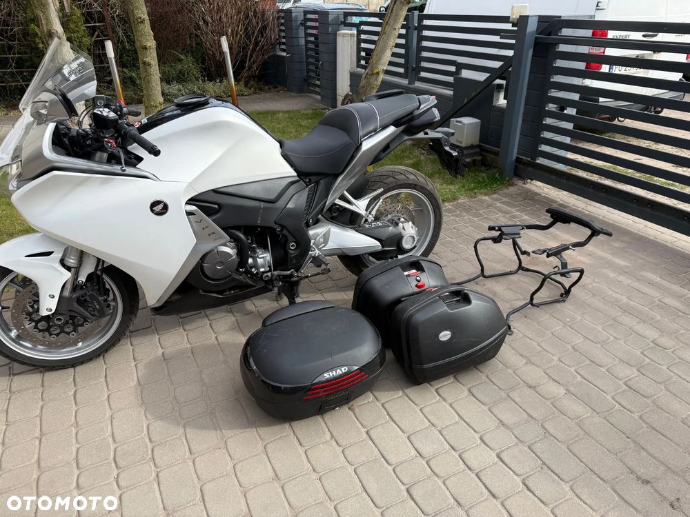 Honda VFR - 6