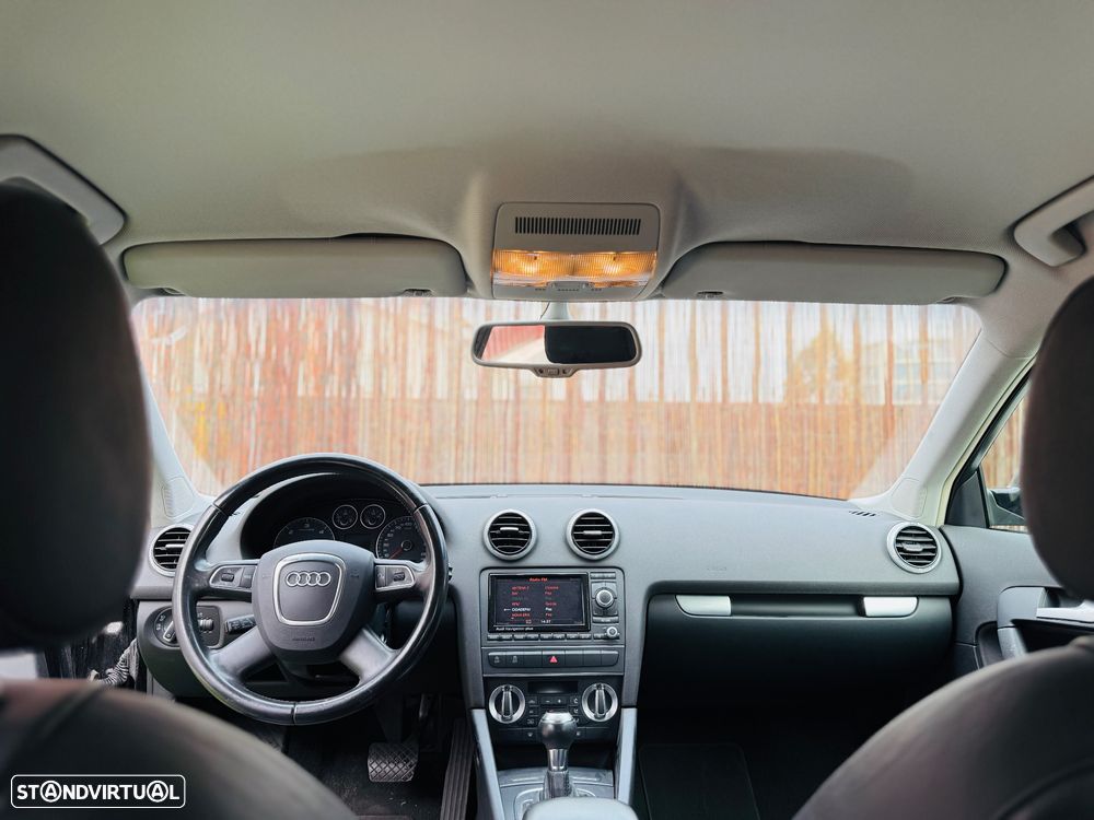 Audi A3 Sportback 1.6 TDI Attraction S tronic - 18