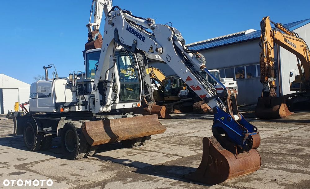 Liebherr A 309 - 18