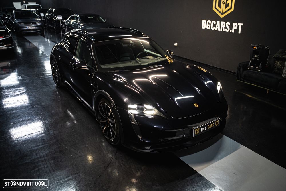 Porsche Taycan Cross Turismo 4S - 4