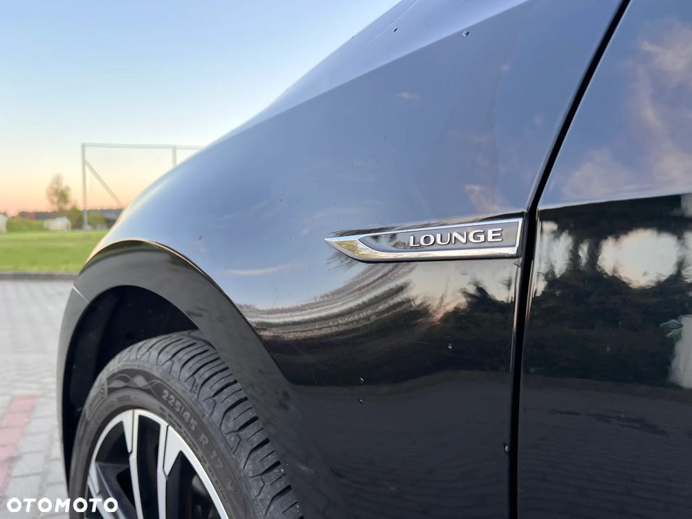 Volkswagen Golf 2.0 TDI BlueMotion Technology Lounge - 16