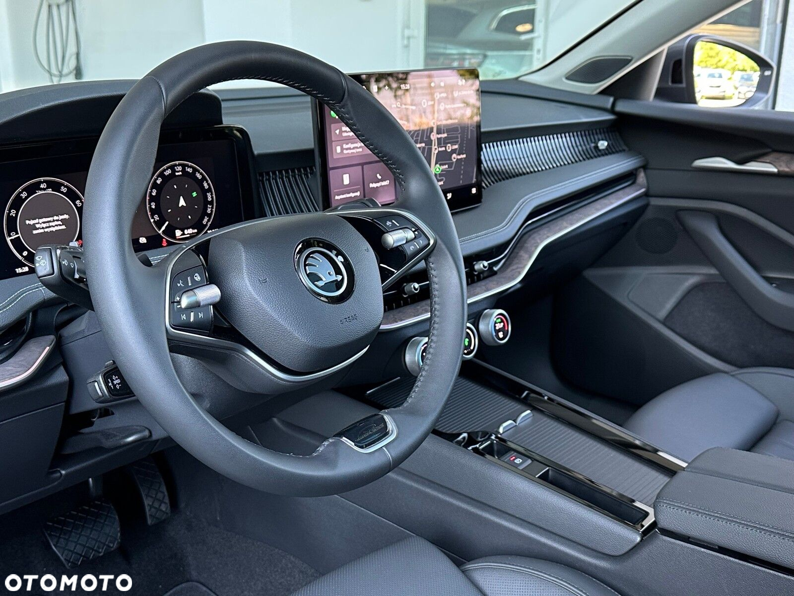 Skoda Superb 1.5 TSI L&K DSG - 9