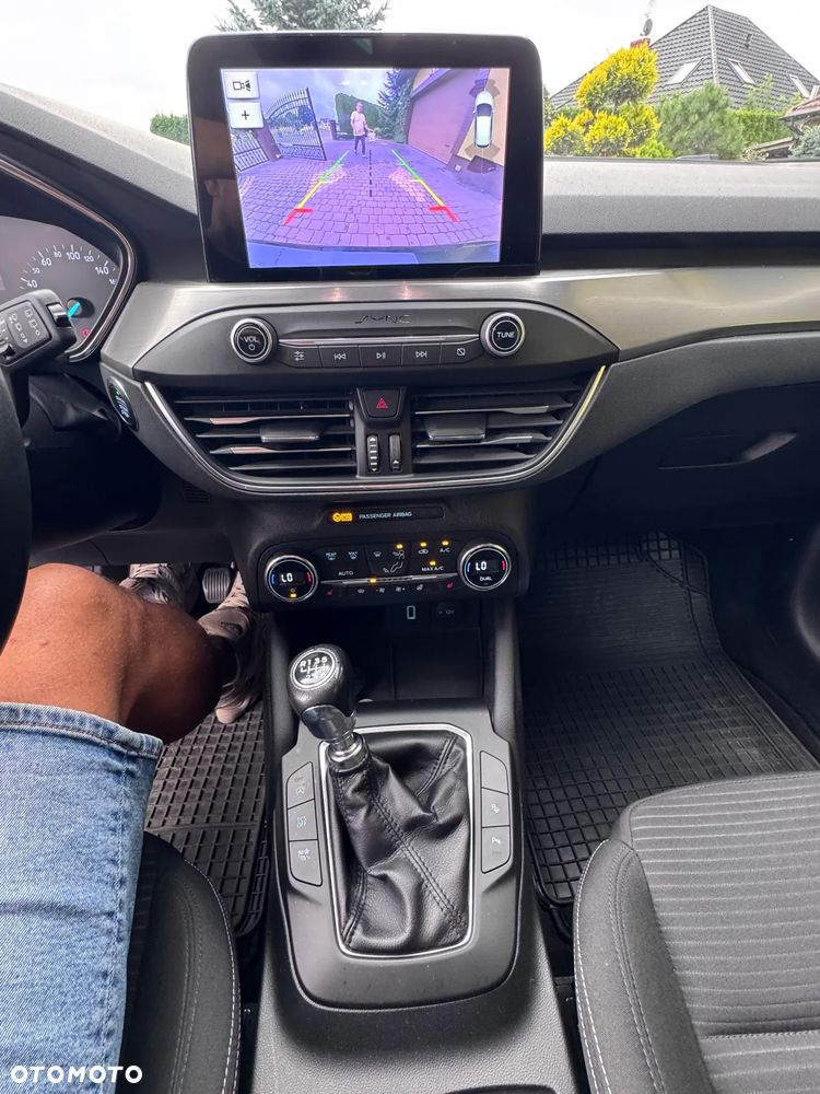 Ford Focus - 11