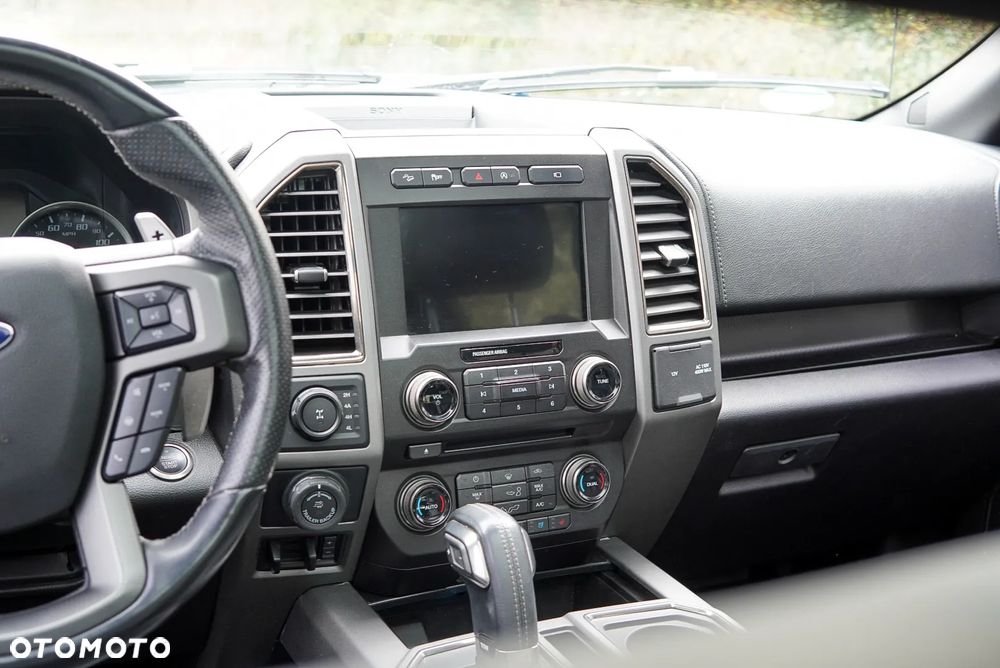 Ford F150 - 8