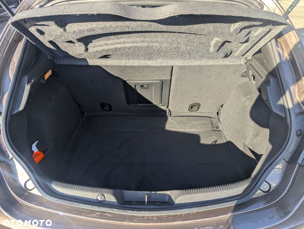 Alfa Romeo Giulietta 2.0 JTDM Distinctive - 10