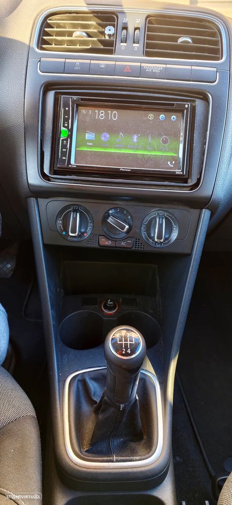 VW Polo 1.6 TDI Highline - 10