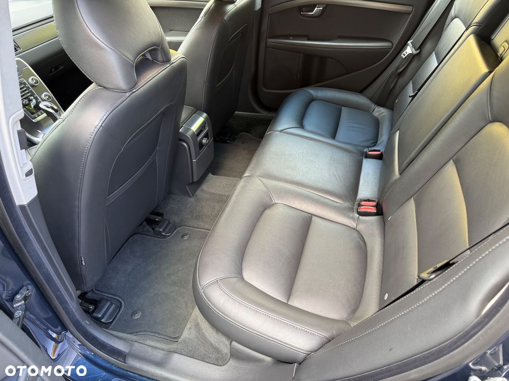 Volvo V70 D4 Geartronic Summum - 32