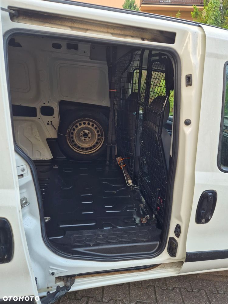 Opel Combo - 19
