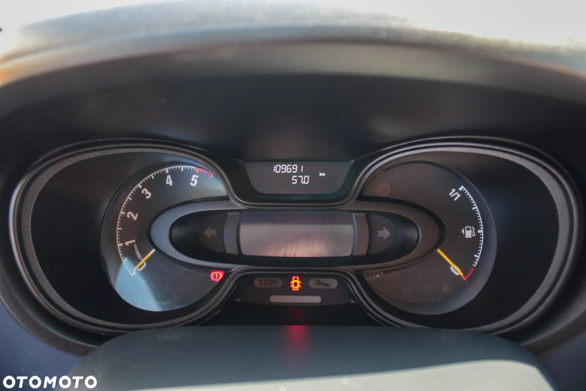 Opel VIVARO - 12