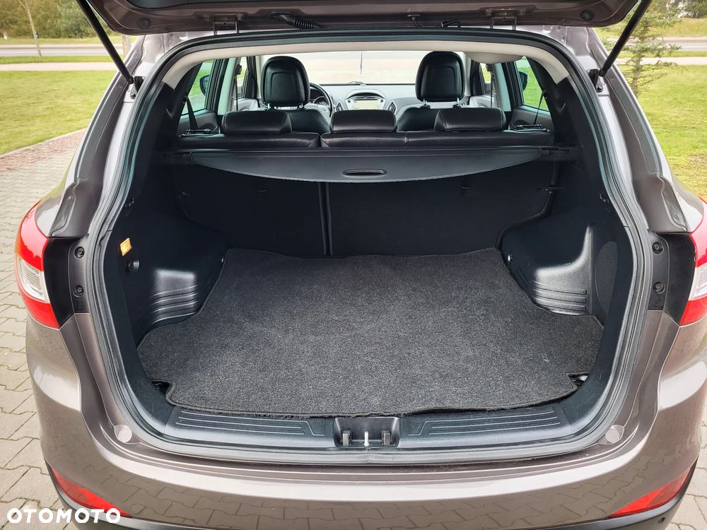 Hyundai ix35 blue 1.6 2WD Finale Gold - 25