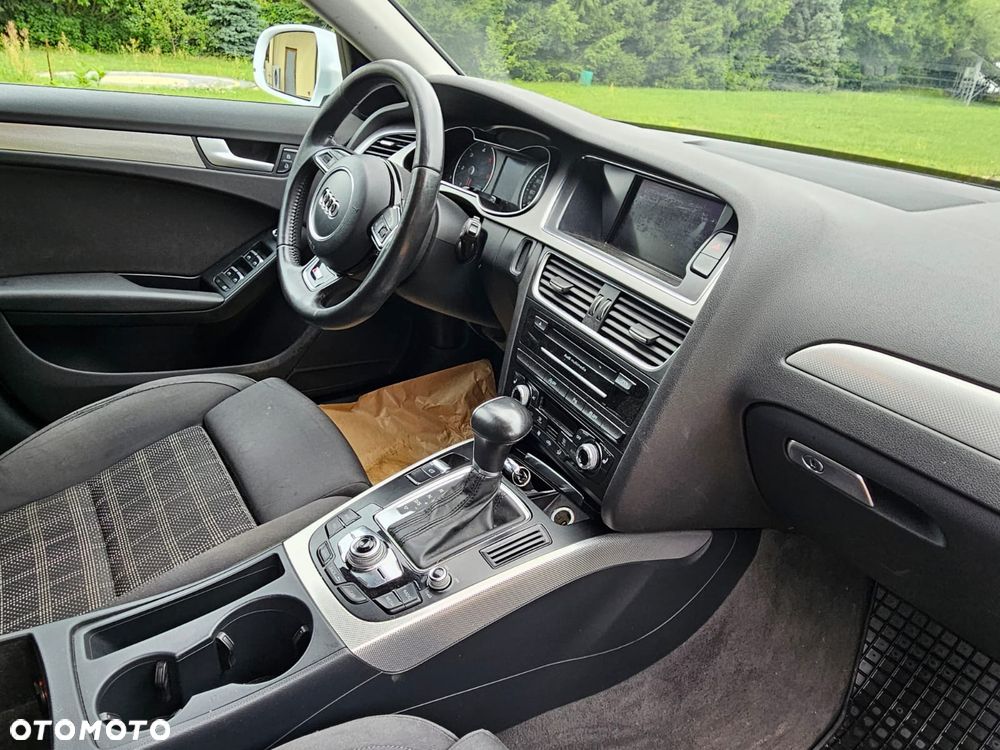 Audi A4 Avant - 14