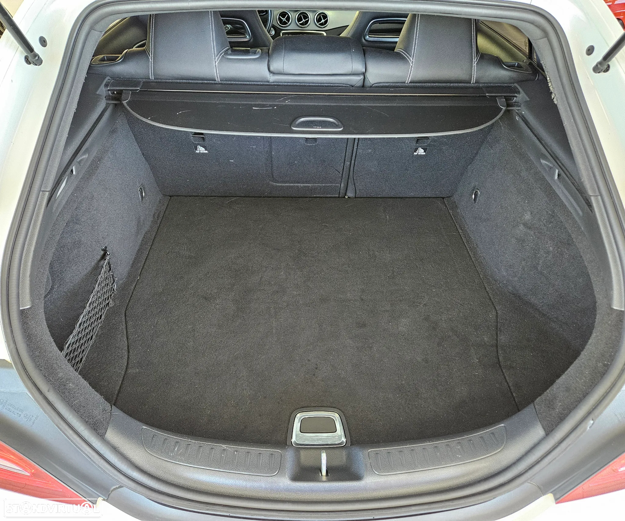Mercedes-Benz CLA 180 d Shooting Brake Urban Aut. - 36
