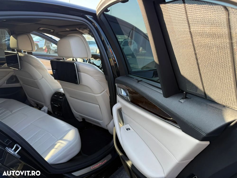 BMW Seria 5 530d xDrive Aut. Luxury Line - 27