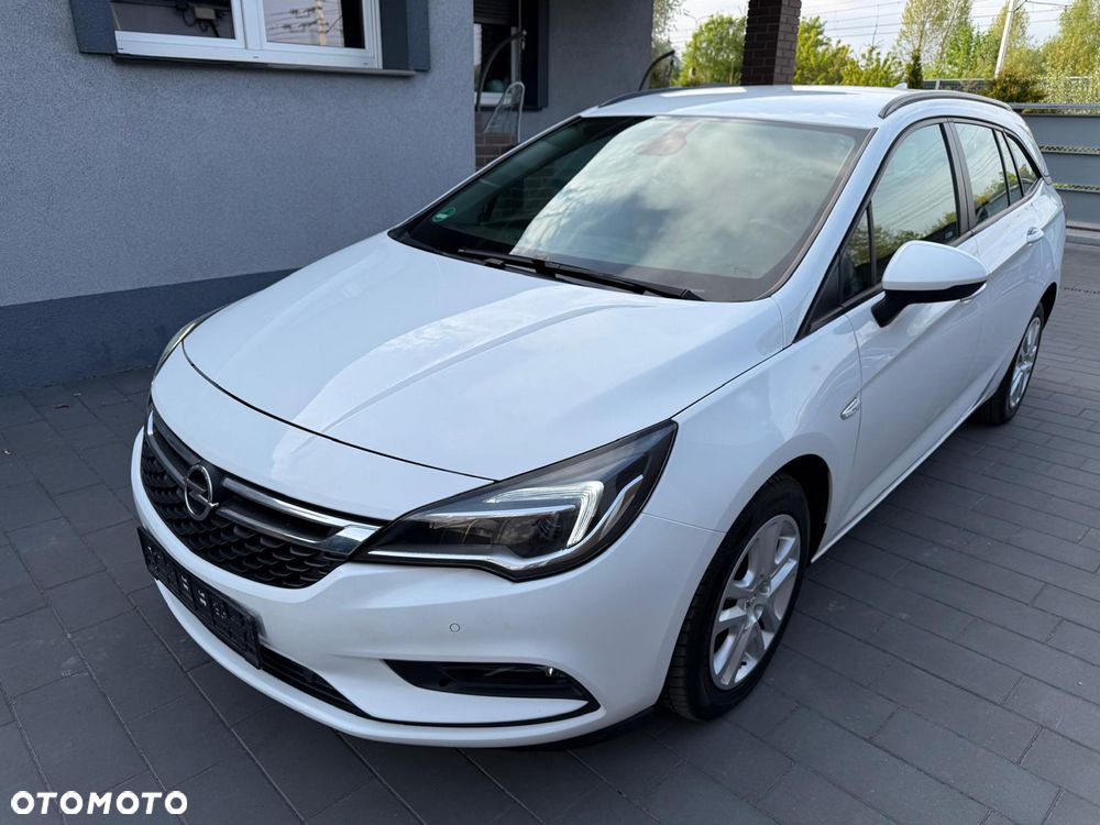 Opel Astra 1.6 D Start/Stop Business - 2