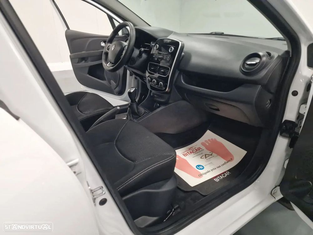 Renault Clio - 9