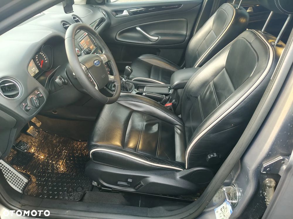 Ford Mondeo 2.0 TDCi Titanium X - 16