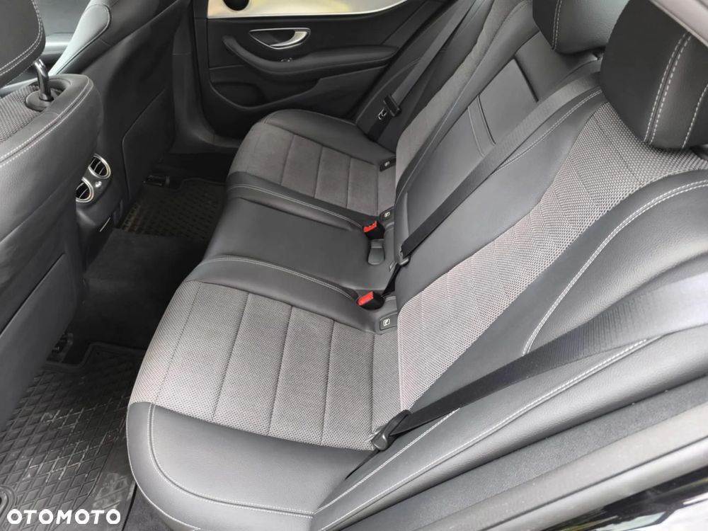 Mercedes-Benz Klasa E 200 d Business Edition 9G-TRONIC - 25