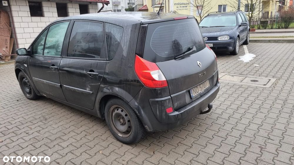 Renault Scenic 1.6 16V Confort Authentique - 4