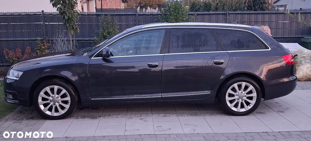 Audi A6 Avant 2010 photo 5